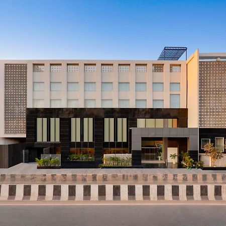 Lemon Tree Hotel Agra Shikohabad 외부 사진