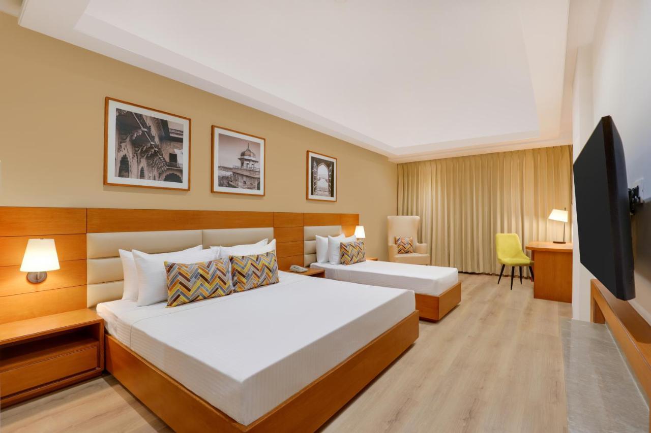 Lemon Tree Hotel Agra Shikohabad 외부 사진