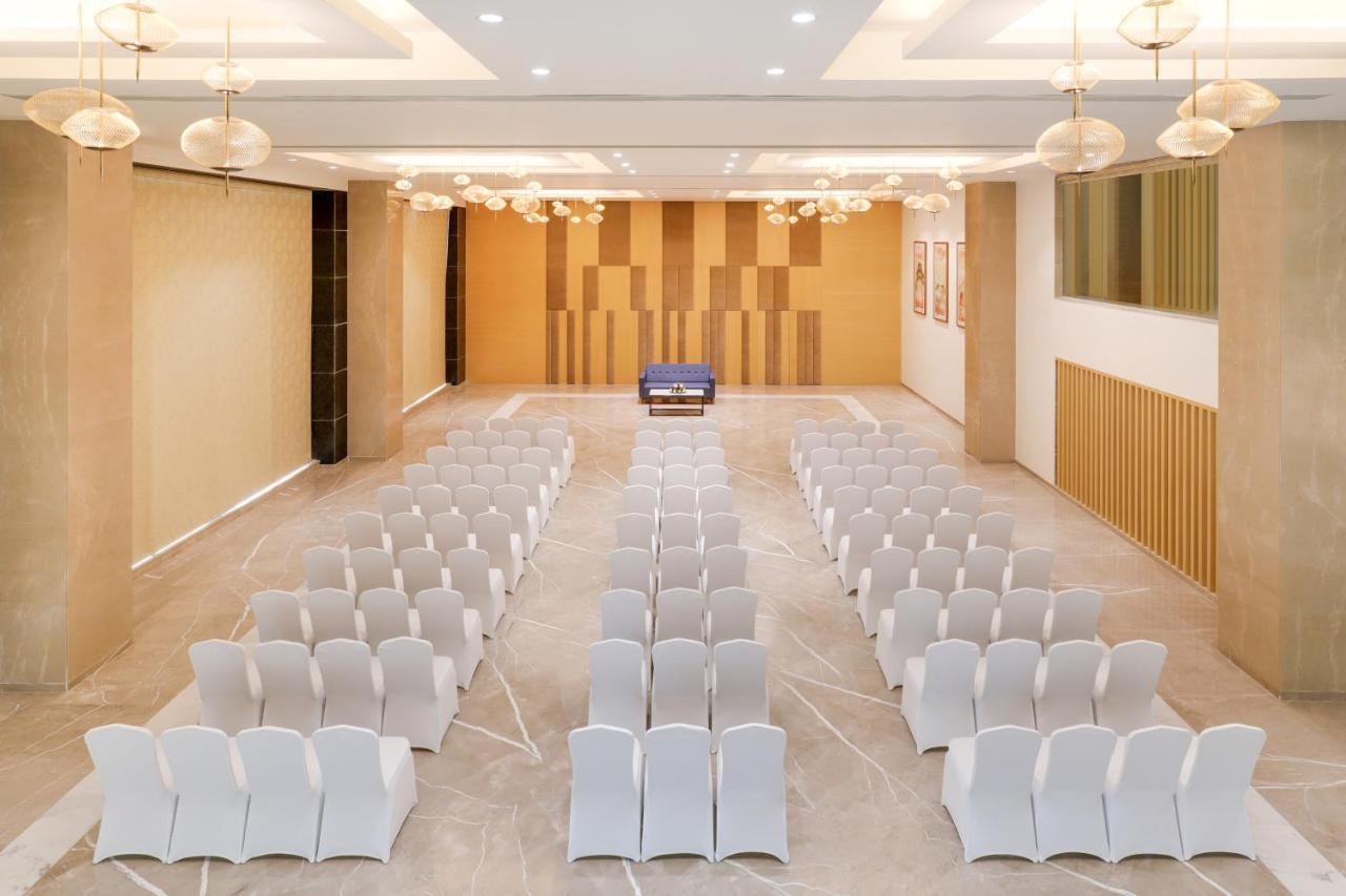 Lemon Tree Hotel Agra Shikohabad 외부 사진