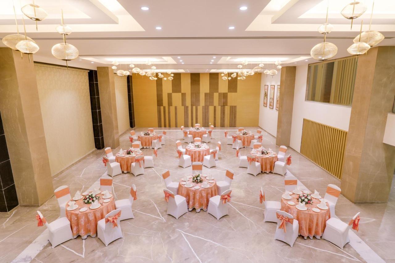 Lemon Tree Hotel Agra Shikohabad 외부 사진