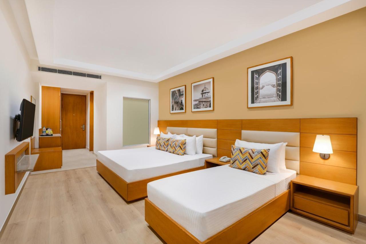 Lemon Tree Hotel Agra Shikohabad 외부 사진