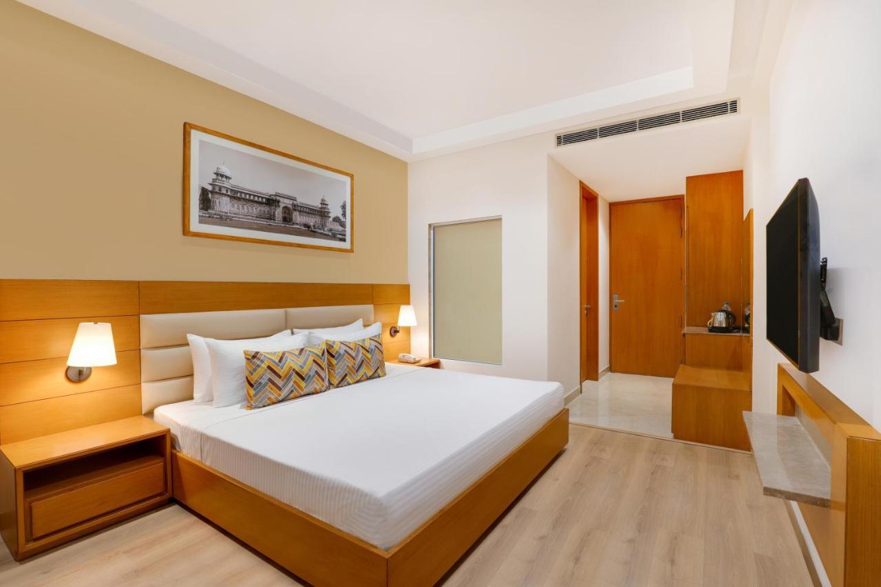 Lemon Tree Hotel Agra Shikohabad 외부 사진